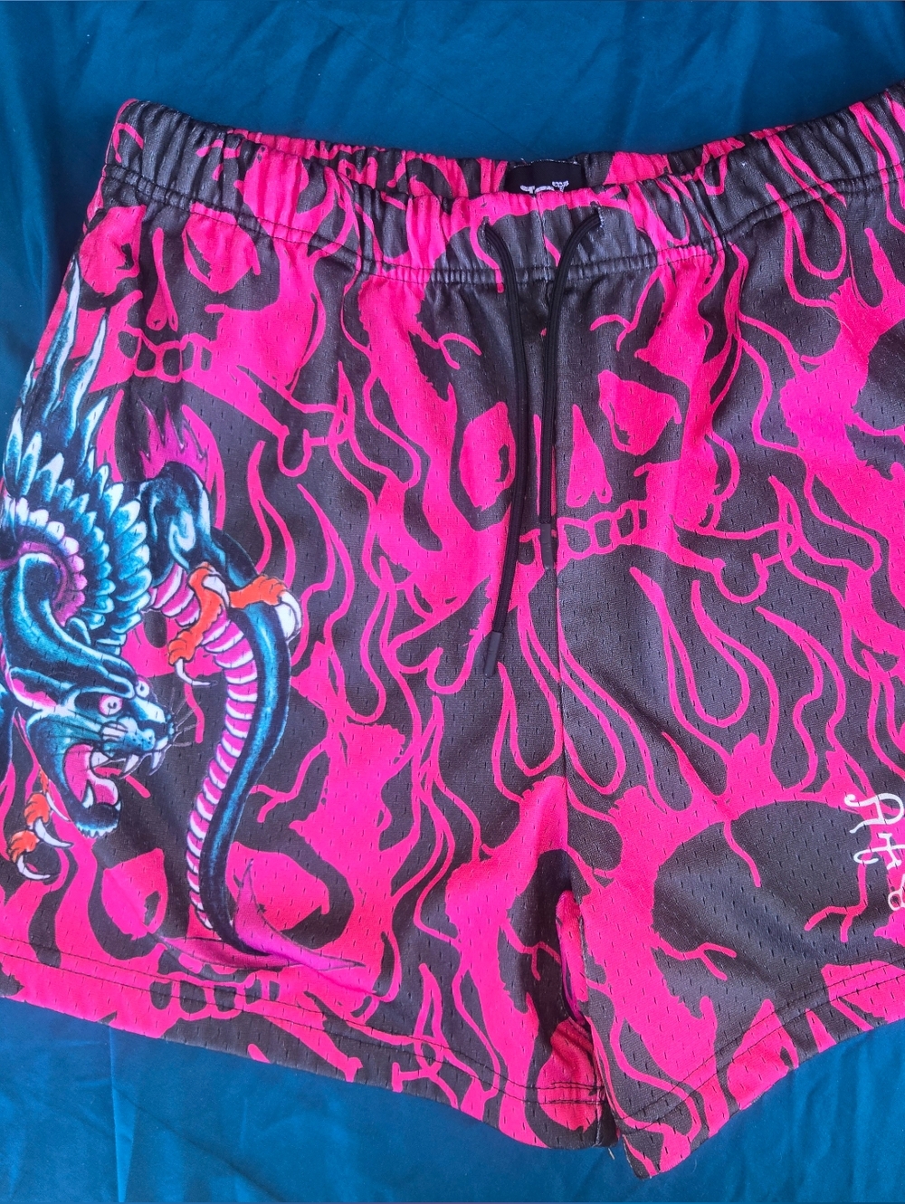 Ed Hardy Panther Dragon Mesh Basketball Shorts in a pink & black combo. Mens L. - Picture 2 of 4